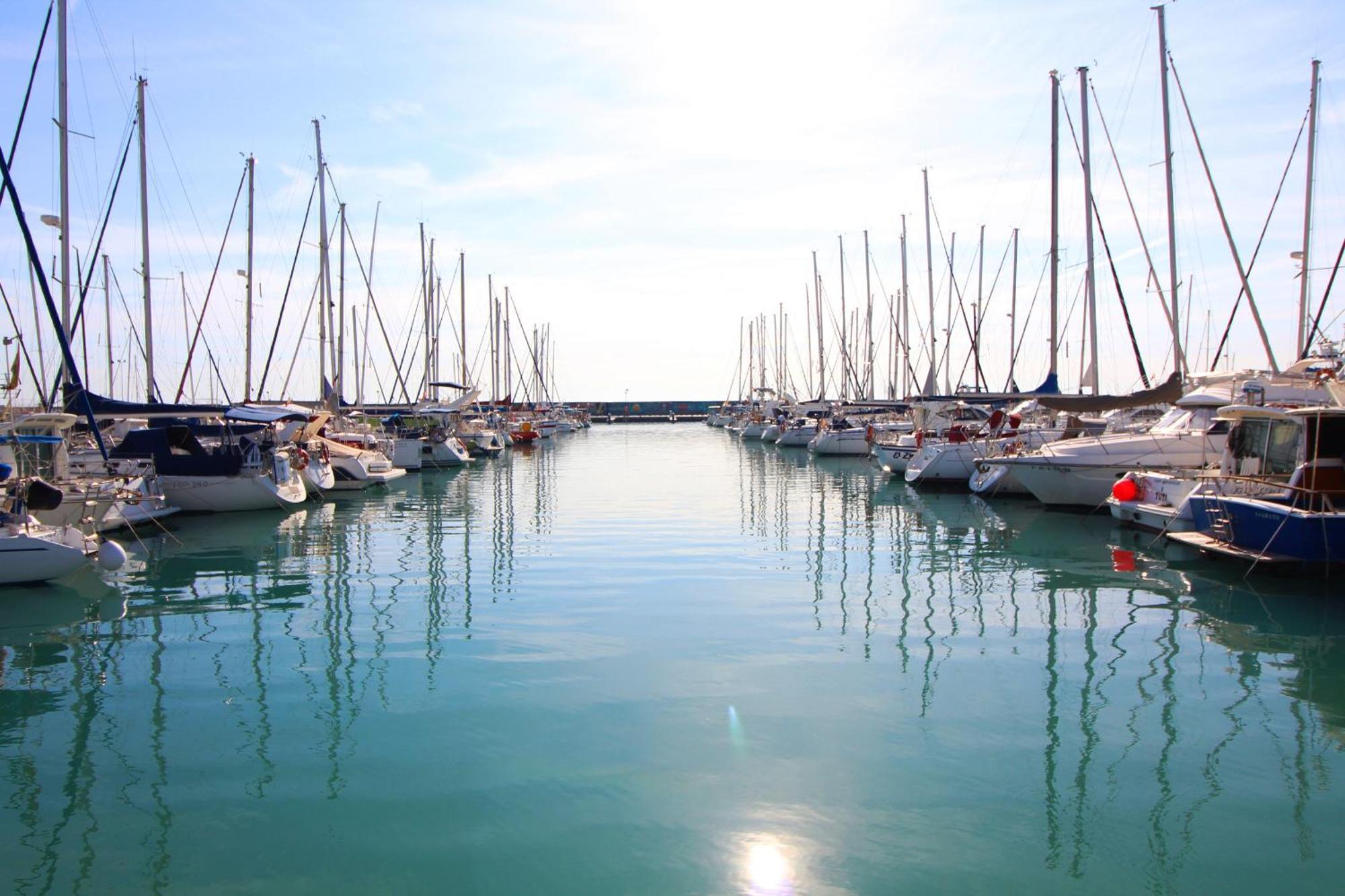 Global Properties, Apartamento Con Terraza Y Vistas Al Mar Y A La Montana Canet d'En Berenguer Exteriör bild